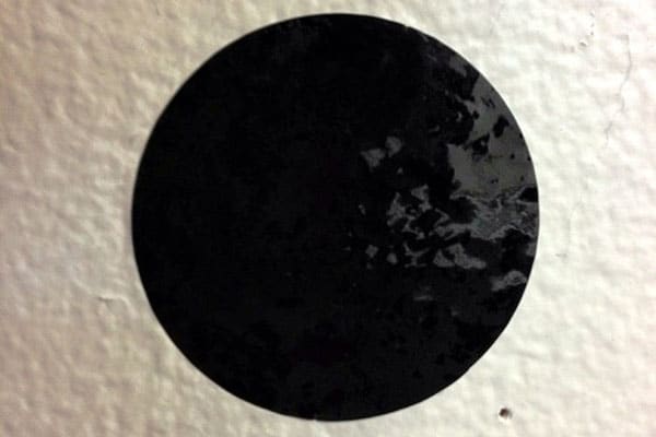 Black dot: What grabs your attention first?