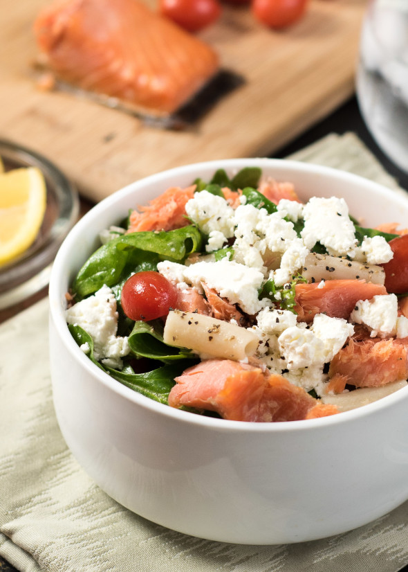 Smoked Salmon Salad- a delicious and easy lunch or light dinner #glutenfree 